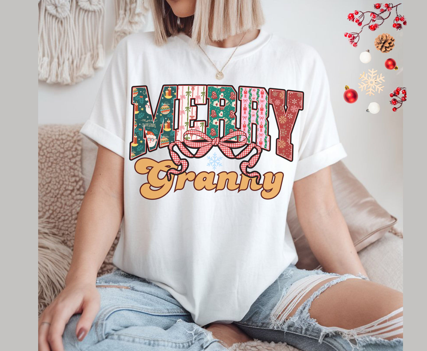 Merry Granny Festive Christmas Tee Shirts Jumper for Grandma
