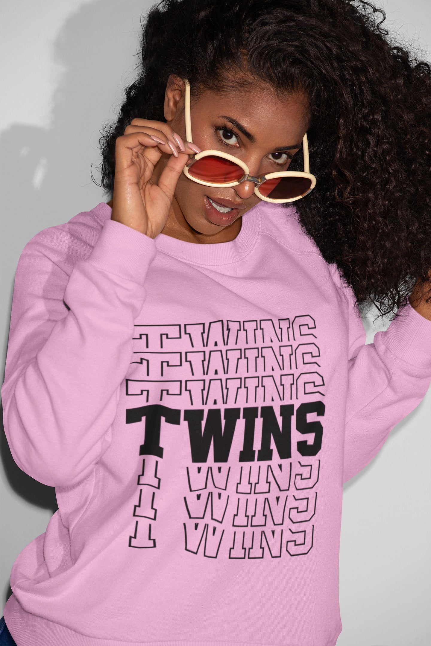 Twin Shirts, Best friend shirts, trendy crewneck shirt, white shirt, Tshirt Sweater Sweatshirt, classic fit