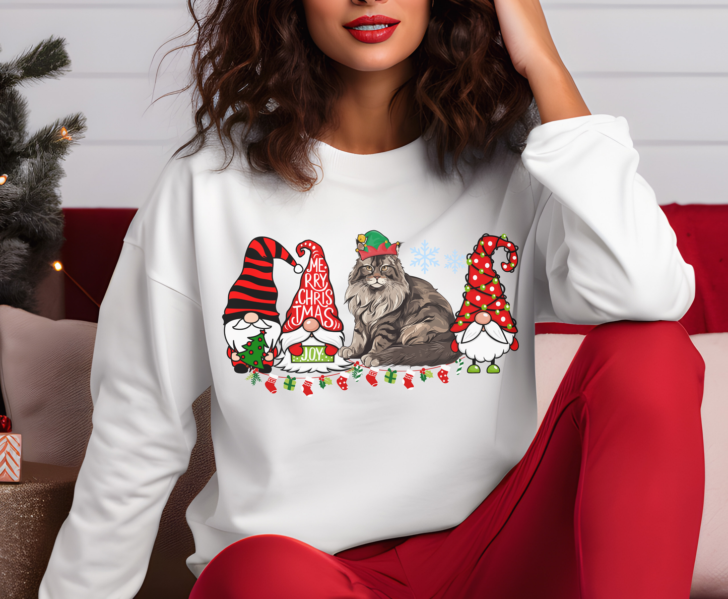 Festive Main coon Cat Christmas Tree top Shirt Cute Holiday Cat Lover Sweatshirt Hoodie